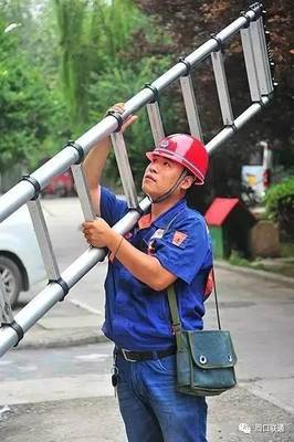 致炎炎夏日里奔波忙碌的通信守护者们